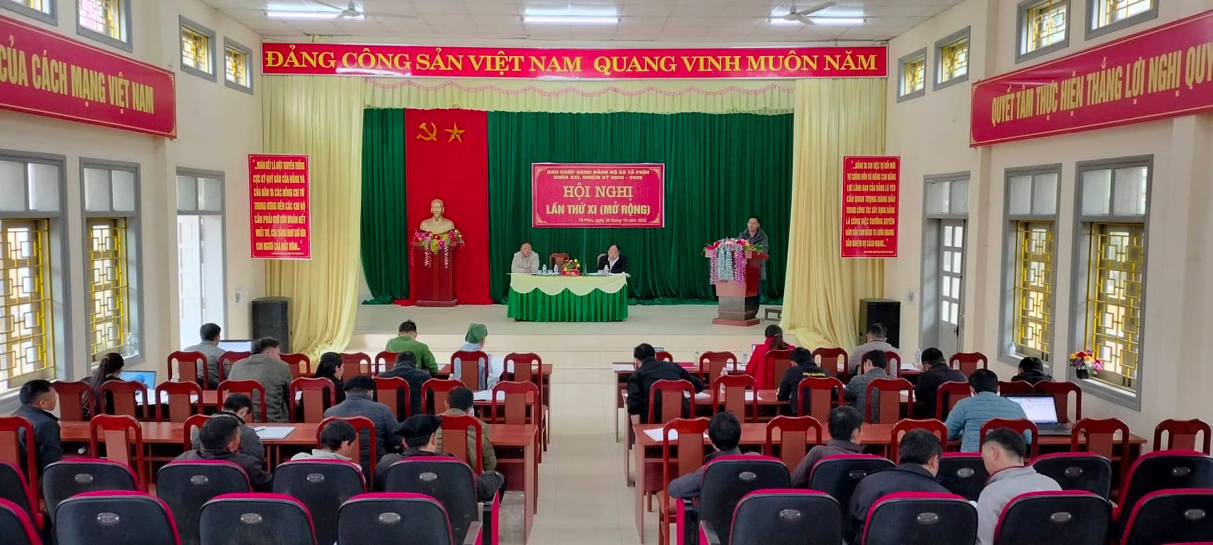 Tả Phìn tổ chức hội nghị Ban chấp hành Đảng bộ xã lần thứ XI (mở rộng)